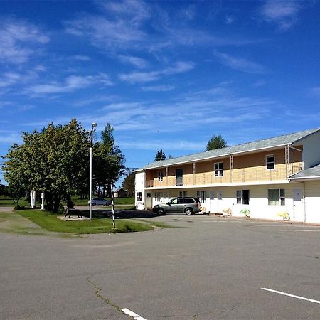 Baker'S Lighthouse Motel 萨默塞德 外观 照片