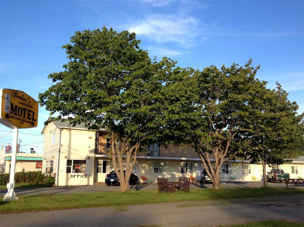 Baker'S Lighthouse Motel 萨默塞德 外观 照片